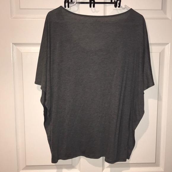 Grey blouse - Picture 3 of 3